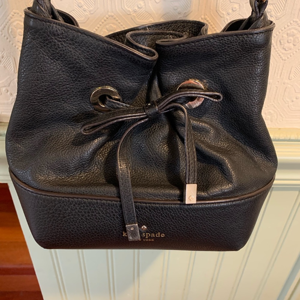 Kate spade west valley bucket bag crossbody.